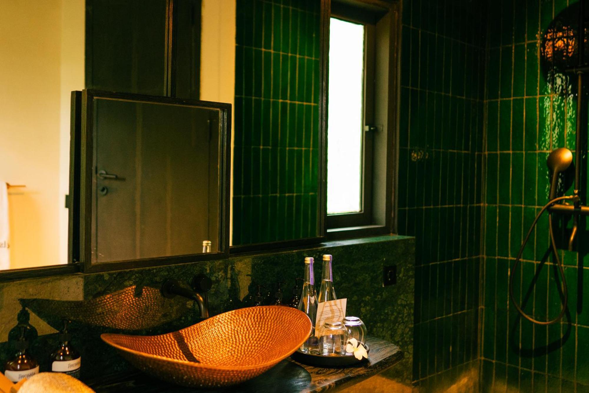Oshom Bali At Nuanu Creative City Tanah Lot  Exterior photo